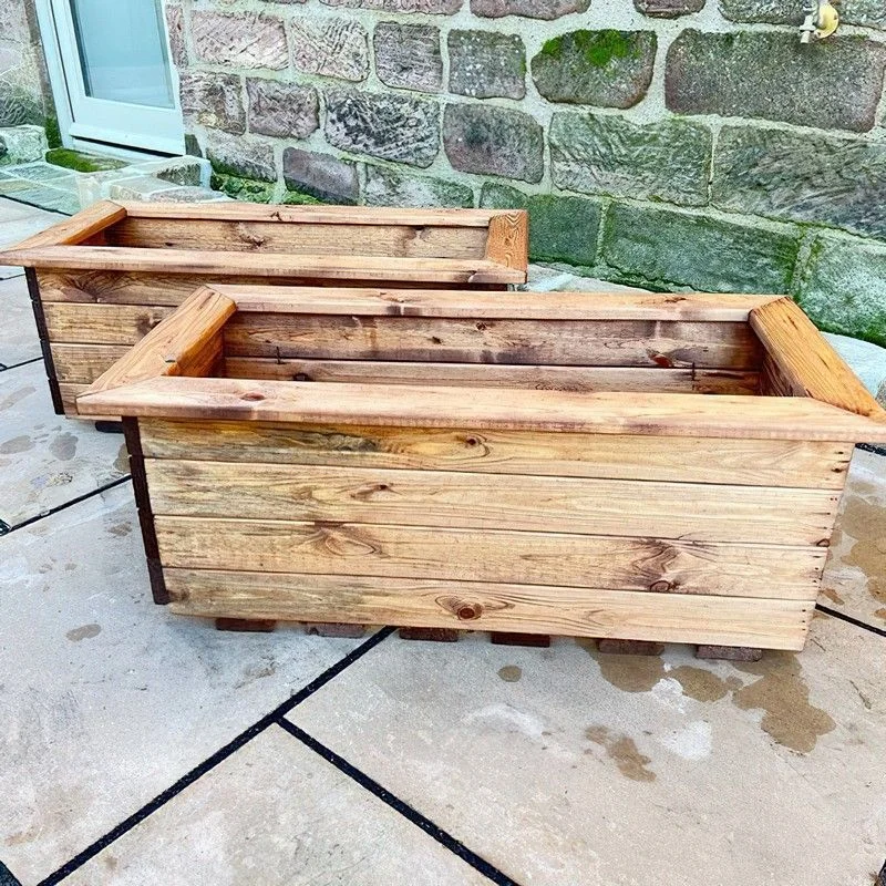 Scandinavian Redwood Garden Planter Set by Charles Taylor